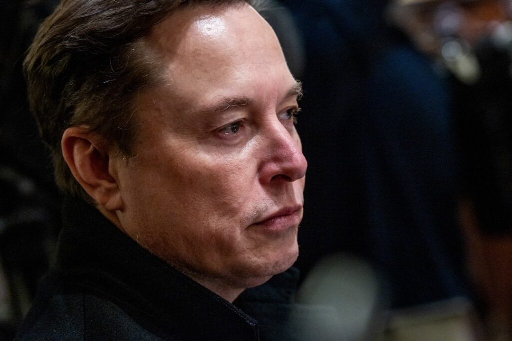 イーロン・マスクは政府を破壊し、ほとんど何も救いませんでした