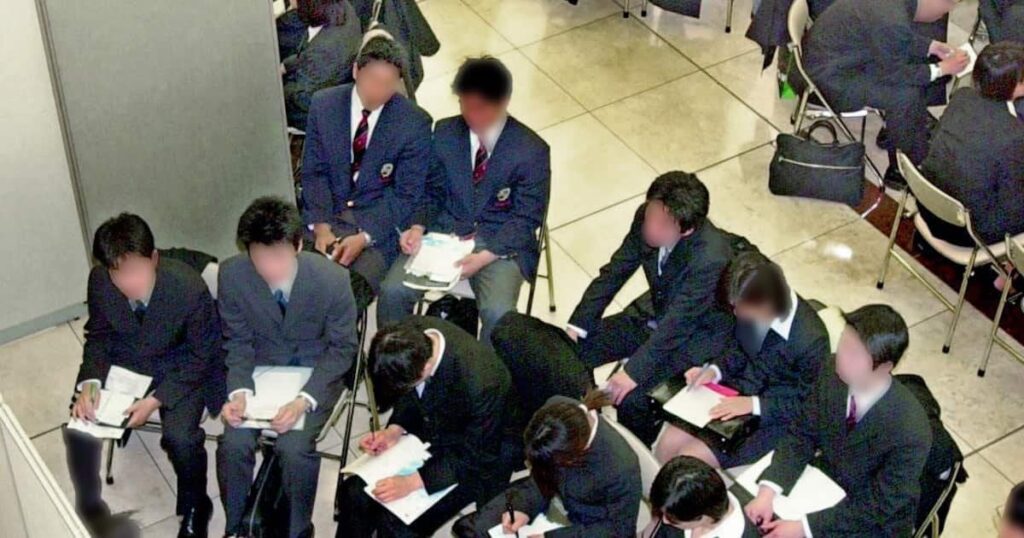 就職氷河期、最悪は2002年度で就職率は55・１％、現在45、46歳 日韓W杯の年