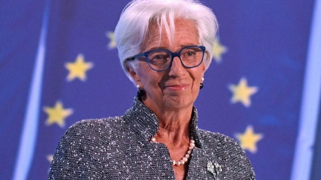 「独立への行進」：Christine Lagardeは、EUにビザを捨て、MasterCardを独自のプラットフォームに捨てることを望んでいます。