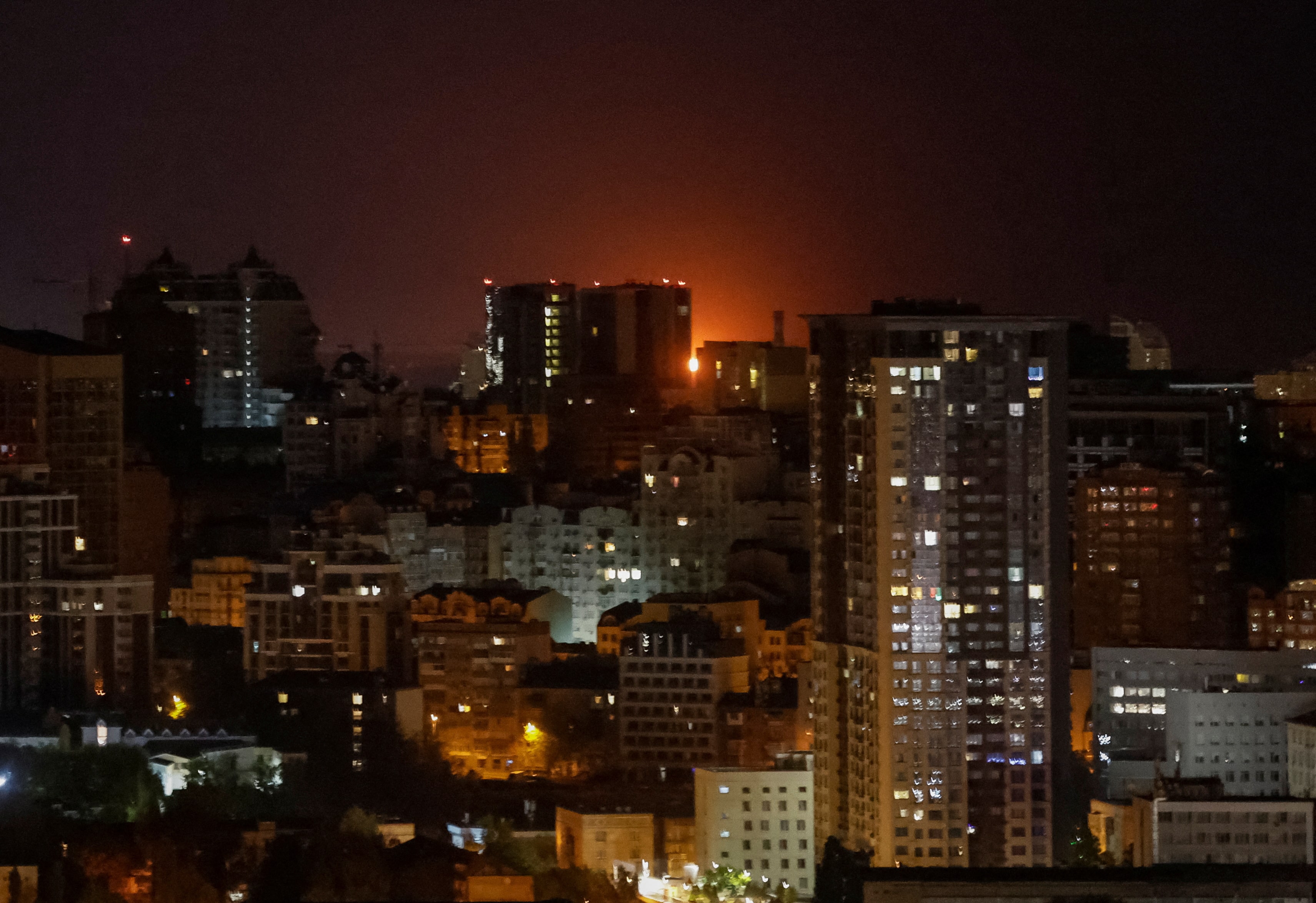 ウクライナ首都などにロシアの無人機、中部で少女死亡