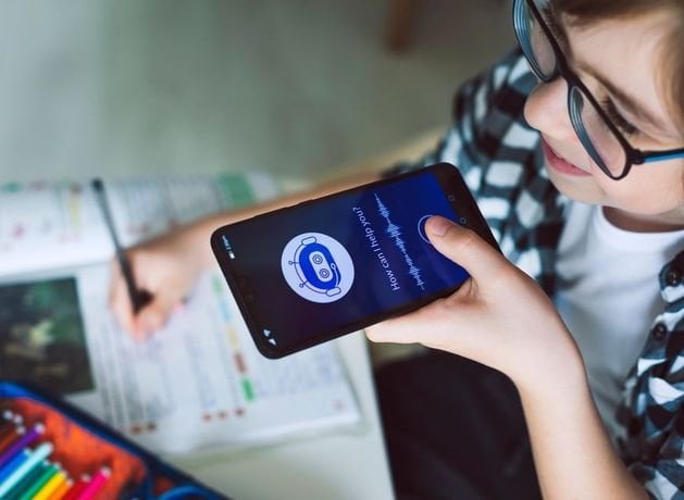 アイルランドとヨーロッパのユーザーによるすべての「パブリック」FacebookとInstagramの投稿と写真は現在、メタのAIトレーニングシステムの一部です