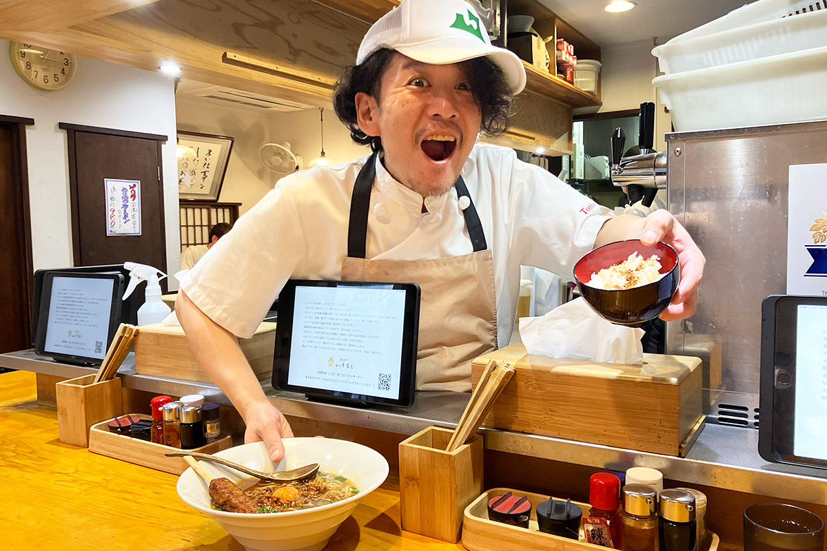 か、片岡店長が！