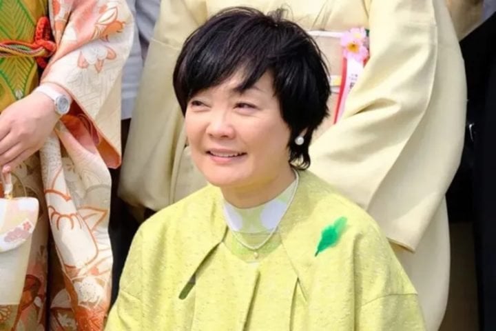 【車椅子生活に】安倍昭恵さん「骨盤骨折」で周囲が心配「病院の前にインド旅行を挟む」も重症だった （女性セブンプラス） - Yahoo!ニュース