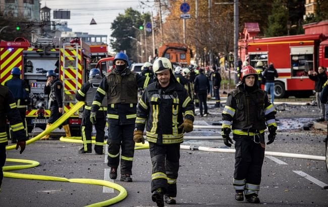ロシアのミサイルストライキは、ウクライナのスミーで20人以上の民間人を殺します