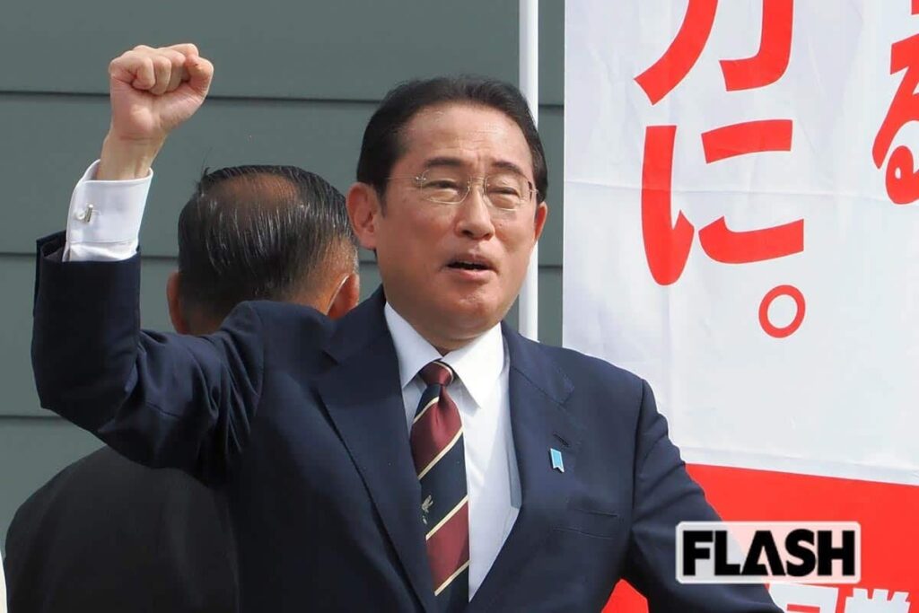 “石破政権の生みの親”が岸田前首相が“危機感抱く”報道で相次ぐツッコミ！「商品券問題」も当事者でまさに“お前が言うな”状態 ―“同じ穴のムジナ”