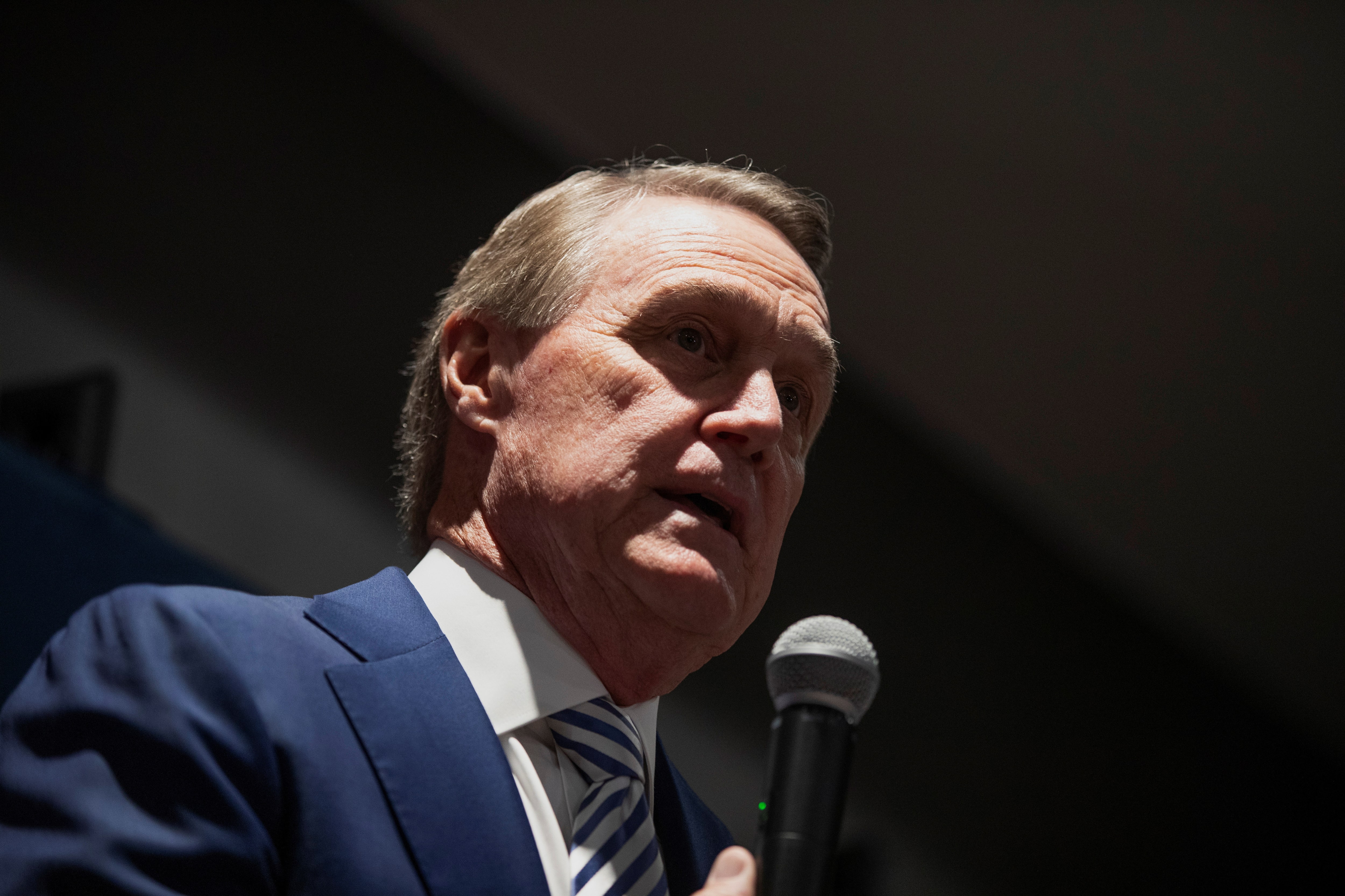 米上院、パデュー駐中国大使を承認　元ジョージア州選出上院議員