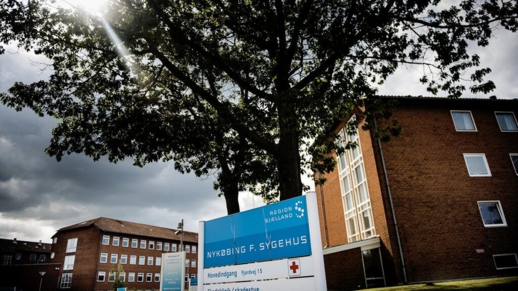 ほぼ100人の医師がNykøbingFalsterで働くことを余儀なくされています