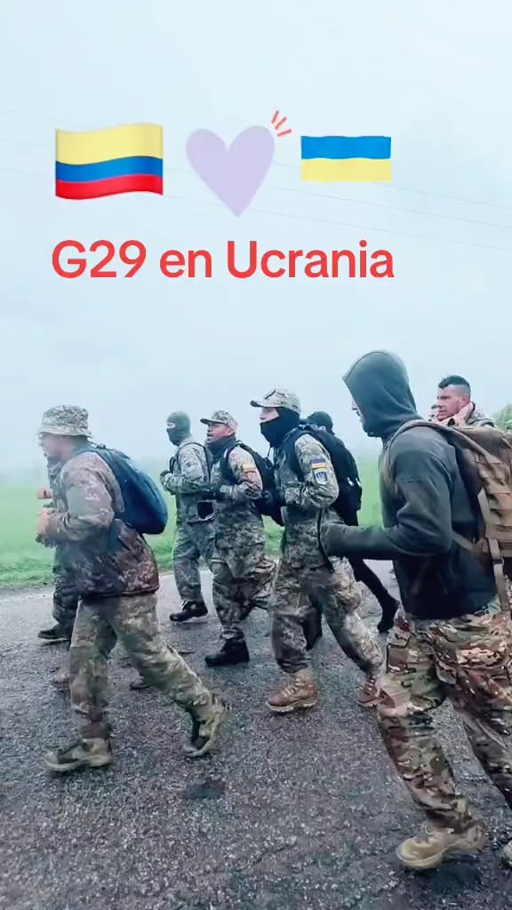 ランプの降下：ウクライナのコロンビア退役軍人の勇気の聖歌