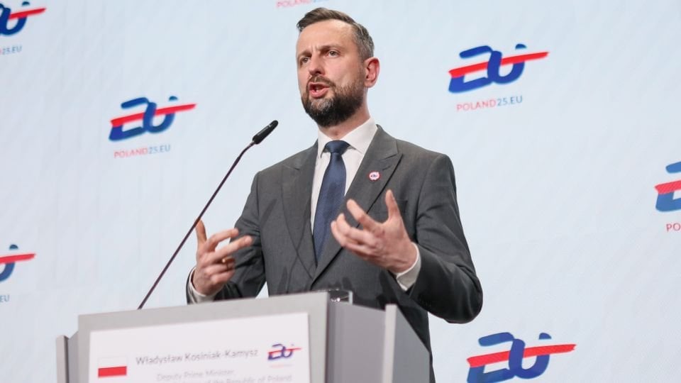 ポーランドは、2026年にGDPの5％を防衛に費やすことを目指しています、と大臣は言います