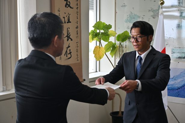 岸本教諭を秋田派遣　「成果持ち帰る」と抱負　沖縄県教委