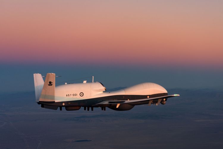 Royal Australian Air Force Welcomes First Northrop Grumman MQ-4C Triton - Japan