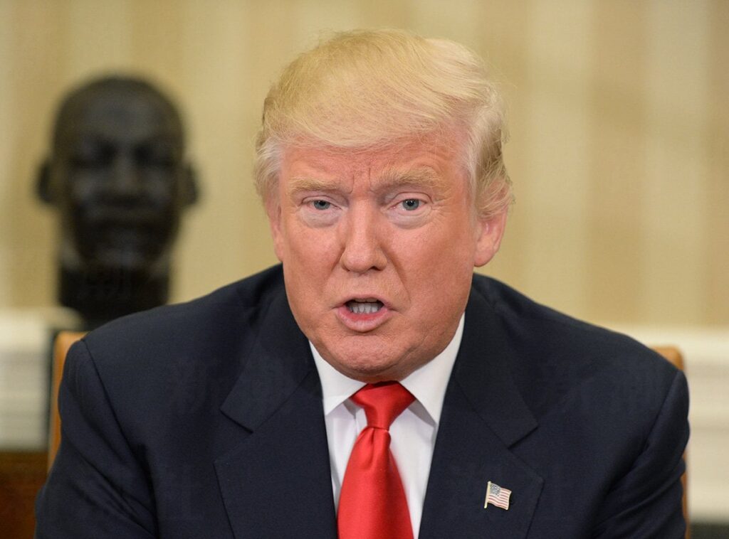 「米国からすれば、日本はワンオブゼム」 トランプ関税を招いた政府の失策 「安全保障を人質に取られ、交渉相手としては極めて面倒」― 暴君に楽観論や性善説は禁物