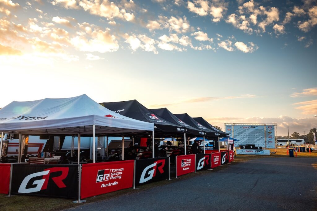 TGR-WRJの大竹直生がオーストラリア選手権に参戦、ハリー・ベイツはラリー北海道に登場 – RALLYPLUS.NET ラリープラス