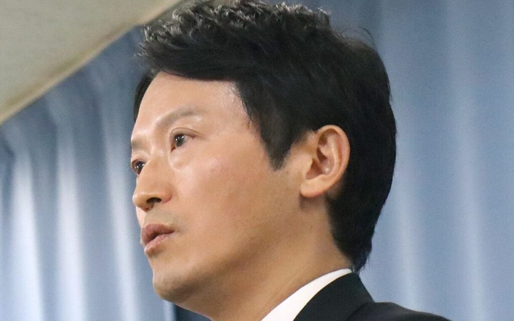 さいとう知事「謝りたくない。でも、いかにも謝っているかのように聞こえるコメントを作れ」と職員に命令。公務員をチャットGPT扱いか。