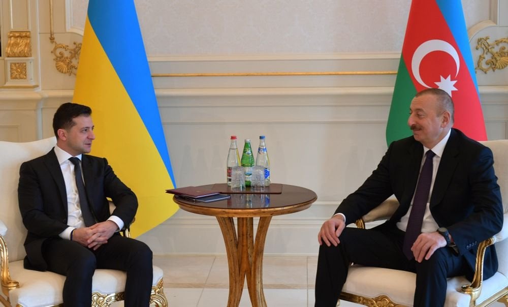 アゼルバイジャン・アリエフ大統領：現実主義者として、私は近い将来、ウクライナとロシアの間に平和を見ていません。ロシアはどのようにして領土を与えることができますか？！アゼルバイジャンを含むウクライナと世界は、これらの領土をウクライナの一部と考えています。ウクライナはどうして彼らがそれに属していないと言うことができますか？！