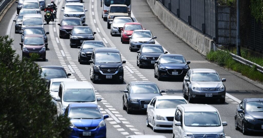 高齢運転者、同乗者いると事故リスク低下 筑波大や東大