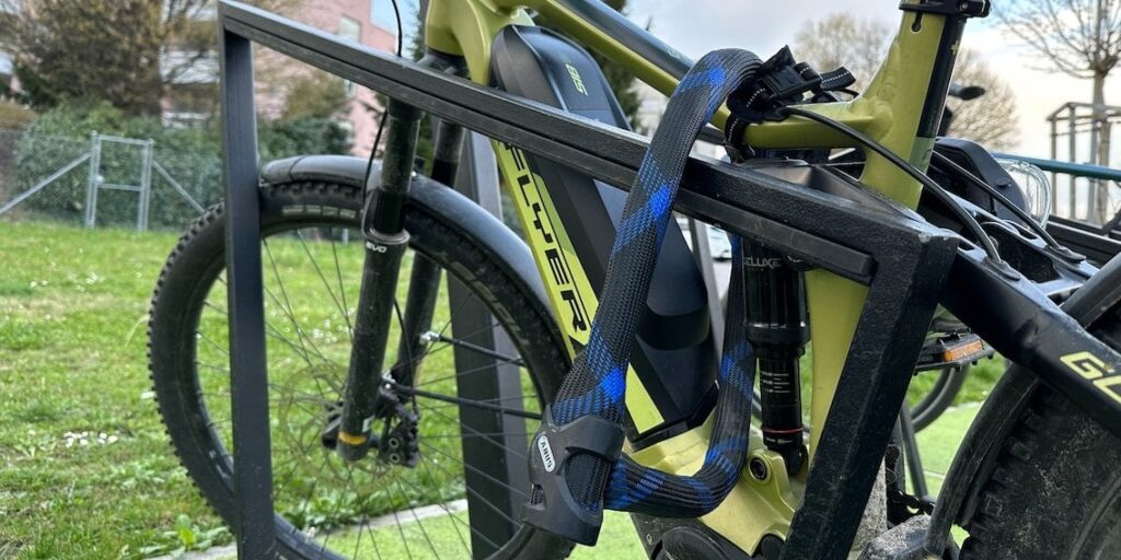 今日は自転車が盗まれました