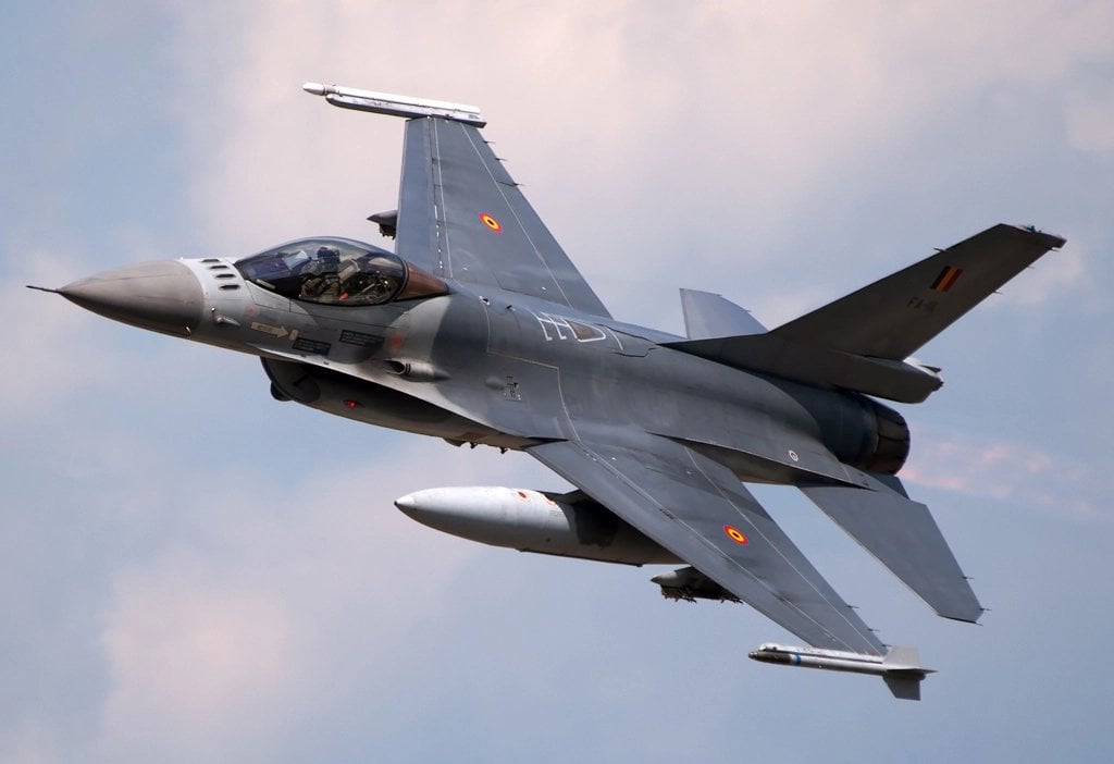 ベルギーは今年2つのF-16戦闘機をウクライナに提供します