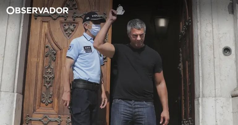 元裁判官フォンセカ・コスタは、禁止されているデモを主張したとして逮捕された