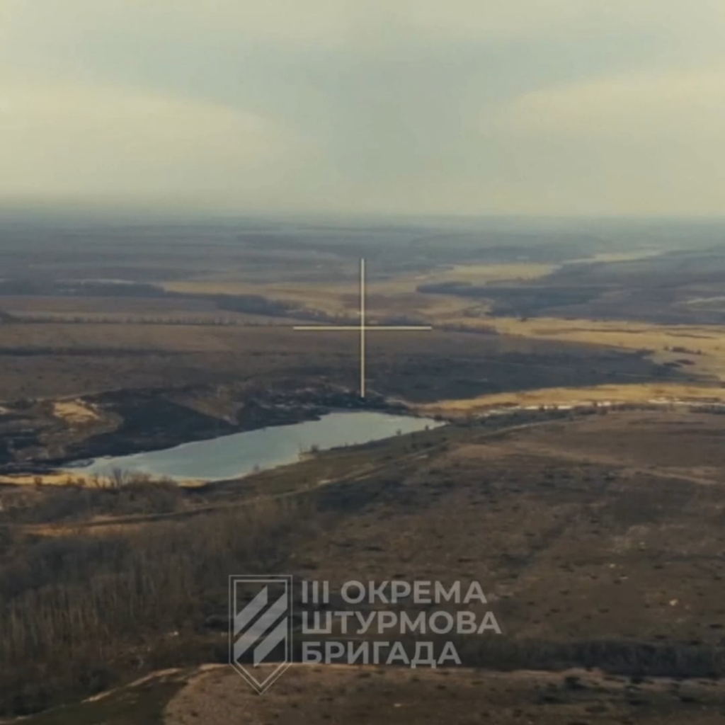 ウクライナのストームトルーパーは、ロシア人からナディヤ村を奪還したウクライナ人は巧みに行動し、避難速度でロシア人は反攻撃的なウクライナ人が彼らの土地を擁護し解放することを期待していませんでした