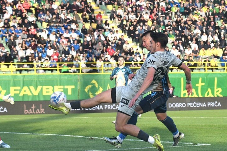 ISTRIA 1961 -Rijeka -Istria 2：0ドロシーナでの素晴らしいお祝い！ディナモとの緑色のゲームが完璧だったと言われた場合、これはさらに良かったです - イストリアの声