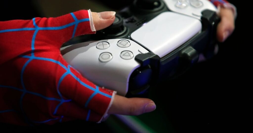 ソニーは、ヨーロッパと英国でPlayStation 5の価格を上げるという「厳しい決定」をします