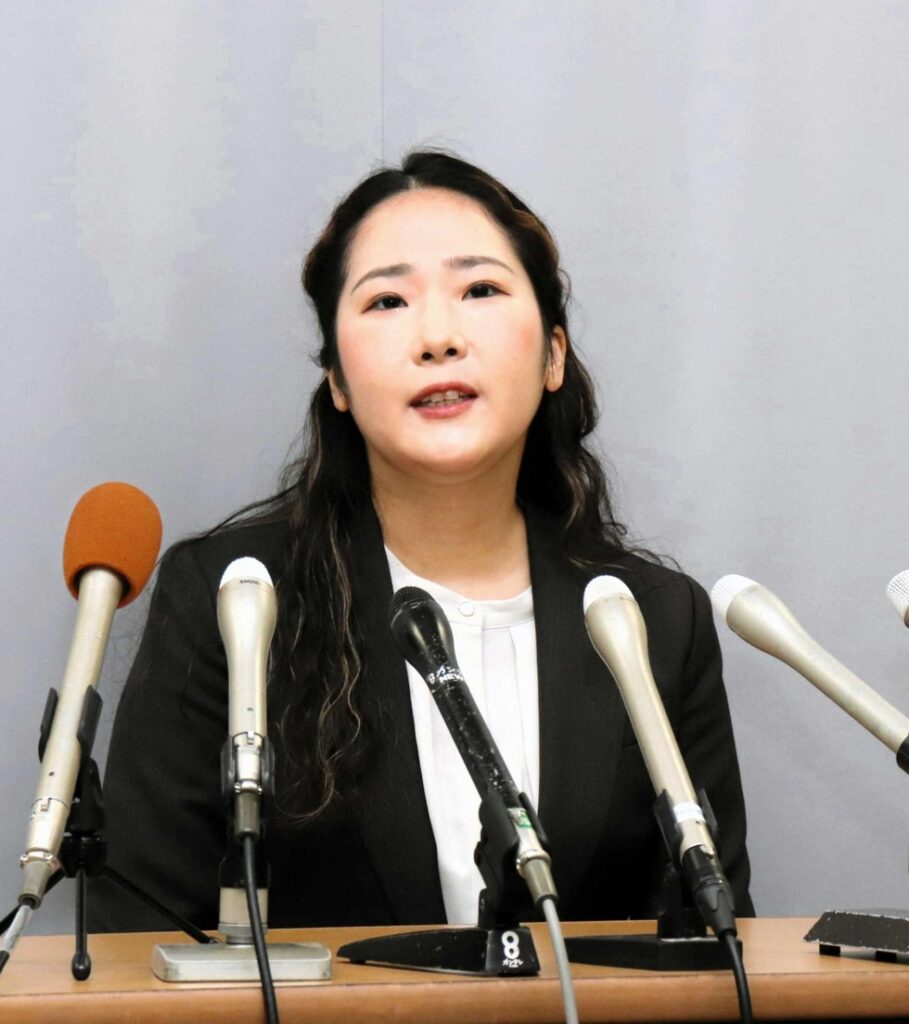 兵庫県知事選巡るSNS投稿 姫路市会から辞職勧告の高見市議会見 「報告書ずさん」「削除するつもりはない」 - 神戸新聞