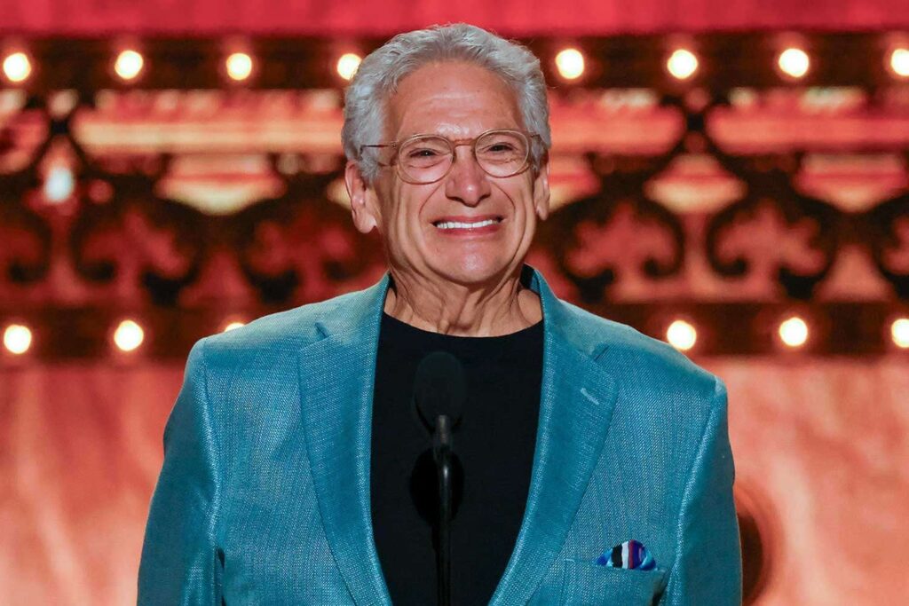 ブロードウェイのアイコンHarvey Fiersteinは、2025 Tony Awardsで生涯功労賞を受賞します