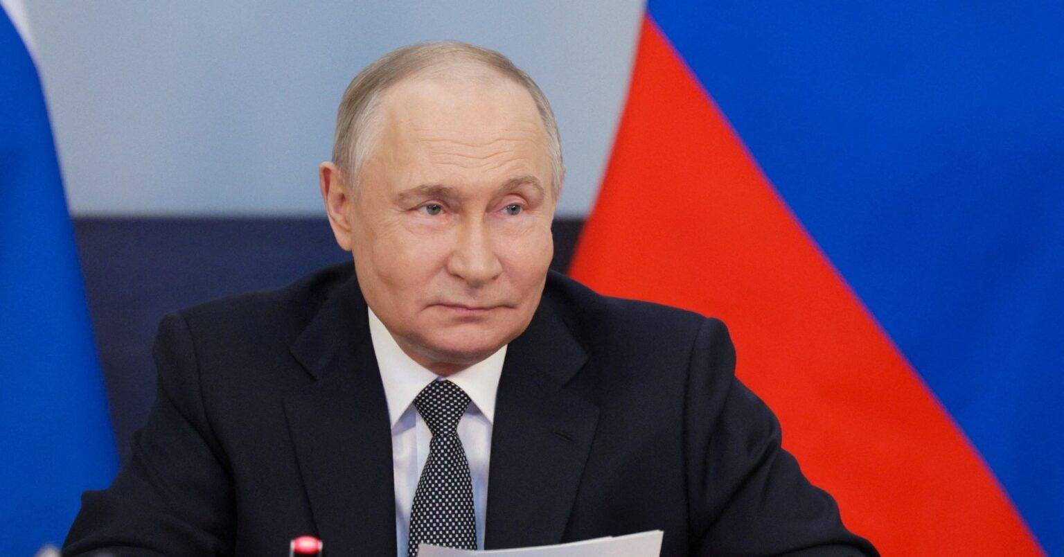 プーチン大統領はイーロン・マスクを称賛し、彼をソビエト宇宙プログラムの父と比較します