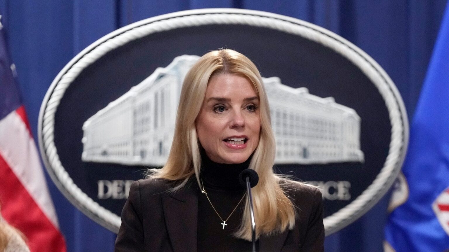 エレズ・ルーベニの事件は、独裁政権がどのように機能するかについてのもう一つのデモンストレーションです