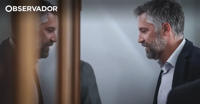 7万ユーロの入場、セントジョンの家とプールは省略されています。ペドロ・ヌノ・サントスについて文書が明らかにしたこと（そして欠けていること）