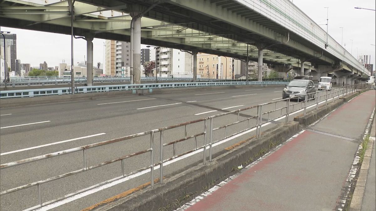 【速報】24歳女性が車にはねられ死亡　“ひき逃げ”などの疑いで出頭した21歳男を逮捕　容疑を否認「何かに当たったと思っていた」　大阪市西区