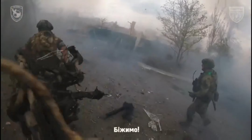 NSFW：警察旅団のウクライナ兵士は、軍隊のローテーション中に鉱山を襲った。敵のラインの後ろに立ち往生して、彼らは戻って戦わなければなりませんでした。 toretsk。公開された04.04.2025