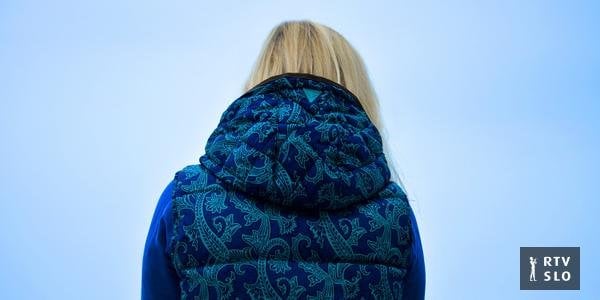 自分自身を困らせている若者を助ける方法は？