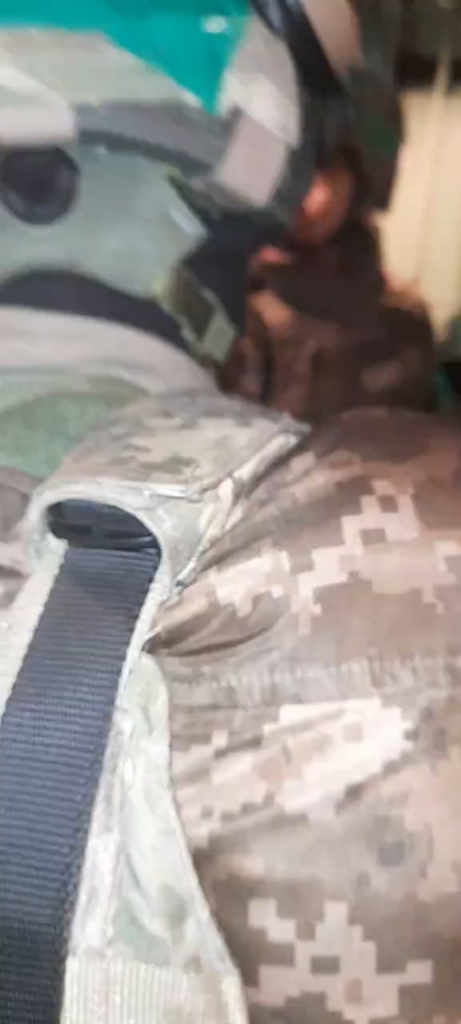 ミッションへのルート：ウクライナ軍からのコロンビアのコマンドス - 反抗的な '私たちはここにいます、あなたは愚痴の息子です!!