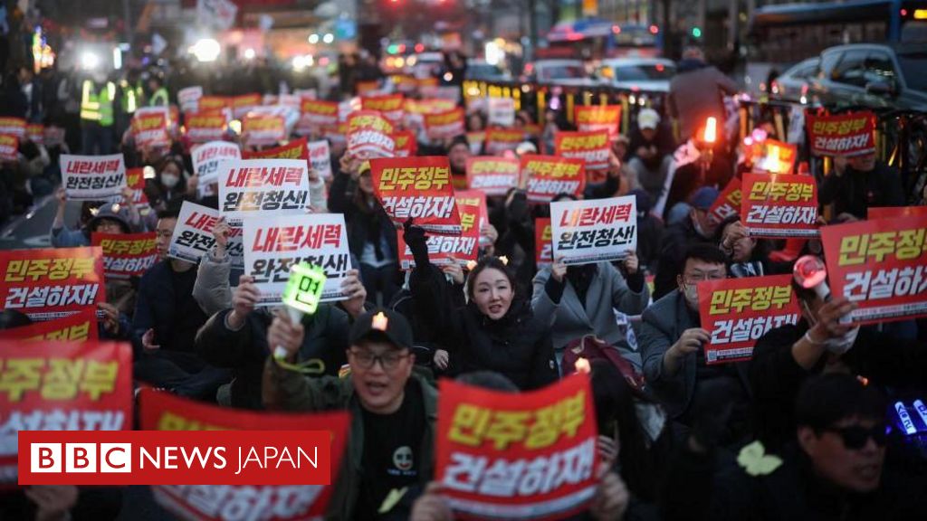 【解説】韓国はこれからどうなる　大統領罷免 - BBC