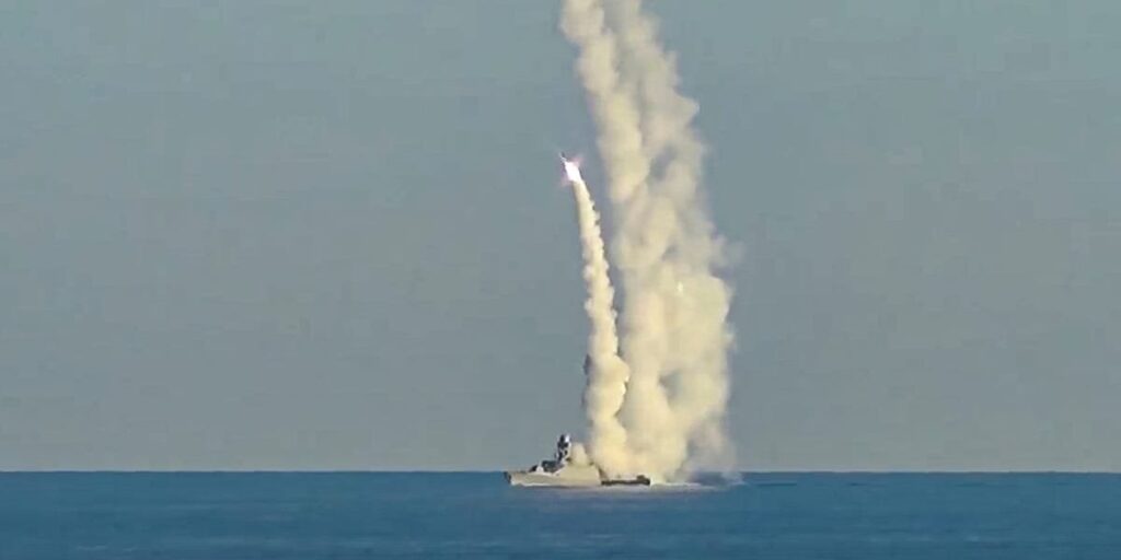 英国は、ロシアのウクライナ侵攻の最初の夜に基づいて、独自の防空に対する攻撃をシミュレートしました。きれいではありませんでした。