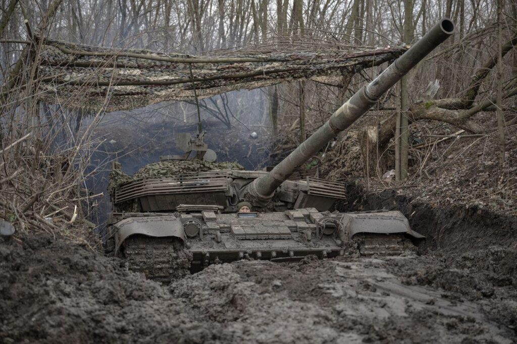 ロシアはイースター停戦を使用してライマンセクターで再編成し、後に攻撃を開始した、と軍は言う
