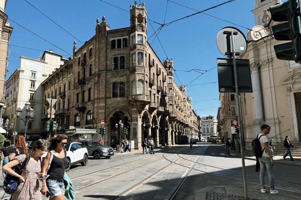 都市再生のカギは、住民が憩う「地区の家」。イタリア・トリノが示す脱工業化の姿とは | 世界のソーシャルグッドなアイデアマガジン | IDEAS FOR GOOD