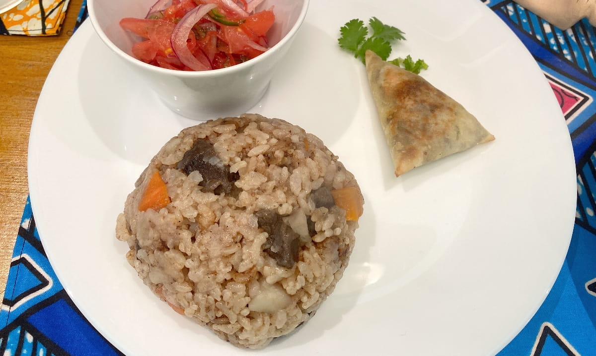 きっと旅してみたくなる♪気軽にアフリカ気分を味わえる阪神西宮のタンザニア料理店 [画像]