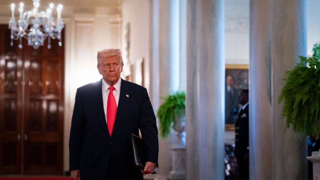 iPhoneが50万円超に跳ね上がる…トランプ関税の犠牲になったアメリカ人がこれから直面する"残酷な未来" トランプ大統領が掲げた｢アメリカ解放の日｣の虚像 | PRESIDENT Online（プレジデントオンライン）