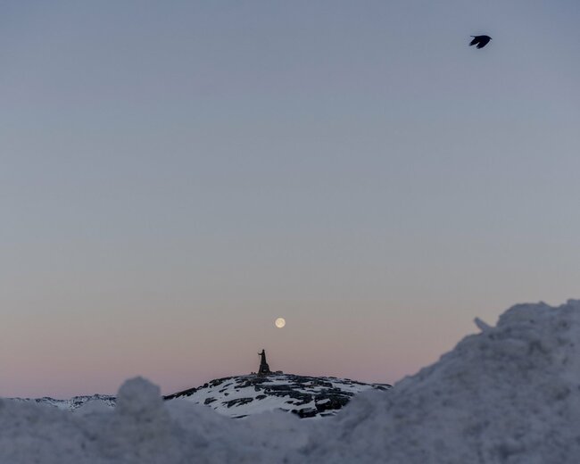 中国が米国を追い抜きレアアース精製でトップになった理由