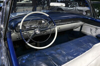 「エルドラド シリーズ62」の室内。パワーシート、パワーウィンドウを当時から備えていた。