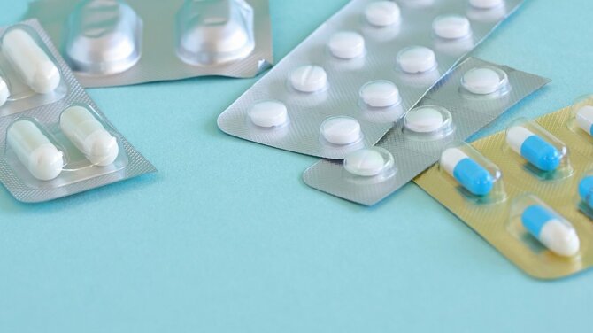 「日本の解熱鎮痛薬」が韓国で一部持ち込み禁止に!? その理由とは？