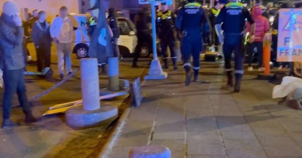17歳の少年は、文化の夜のナイフ攻撃でブリンディス・クララを殺したとして8年の刑を宣告されました-Rúv.is