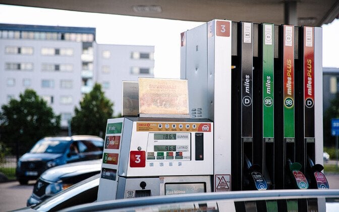 指定されたデータ：3月の価格は4.4％上昇しました