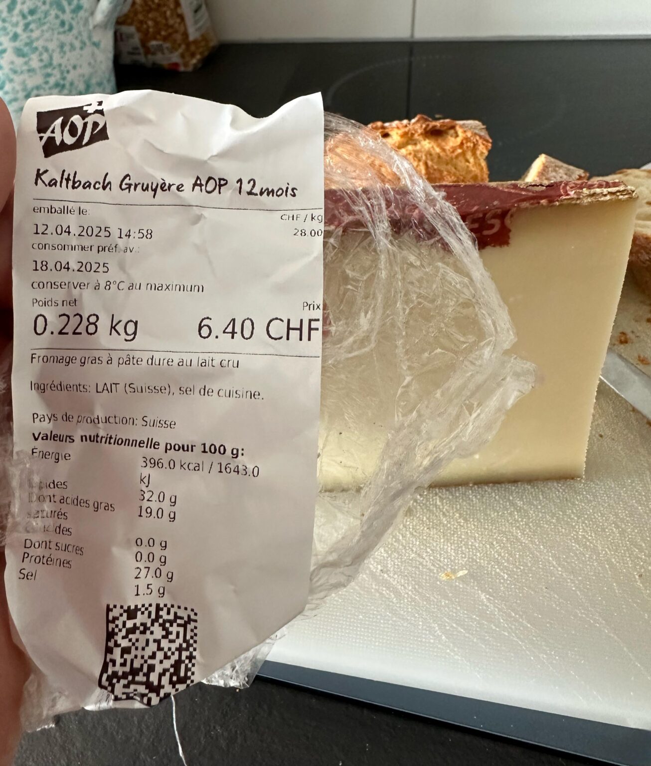 ホーリーチーズ!!それはとても良いので、あなたはそれができるので、これをつかみます！正直なところ、私が味わった最高のgruyèreの1つ。