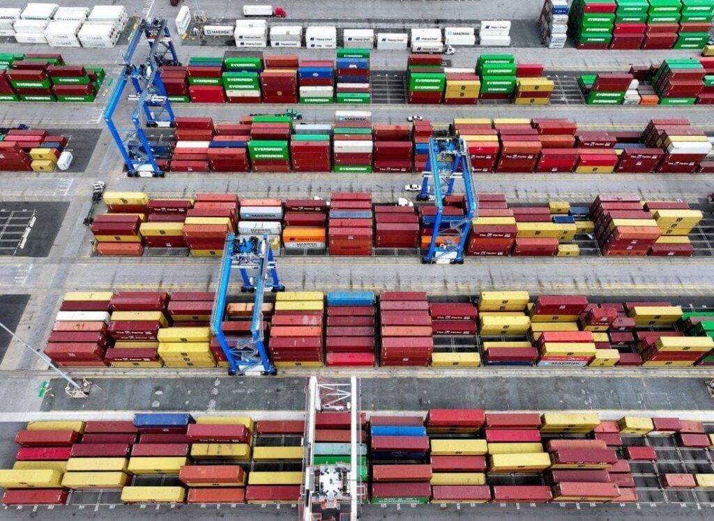 トランプ関税が米国民直撃、世帯支出は年間約３０万円増　独立調査機関推計