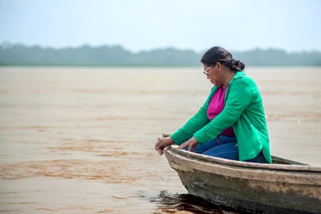 ペルーの河川に「法的人格」認められる　重油汚染の苦しみから解放されるか - CNN.co.jp