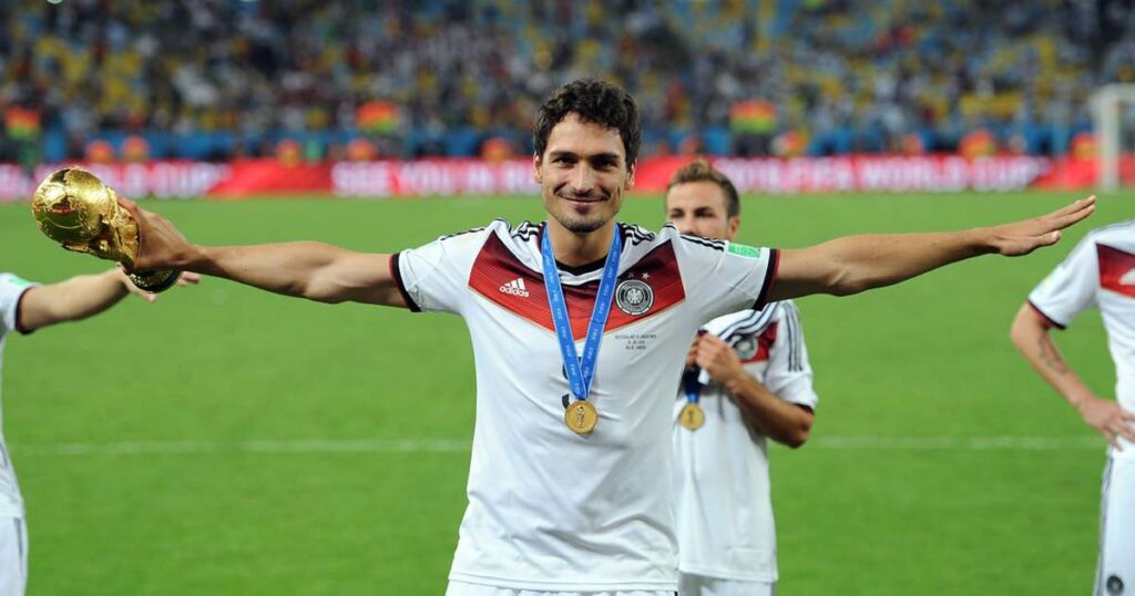 Roma's Hummels to retire at end of season
